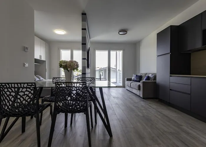 Apartament Elegant For A Stylish *